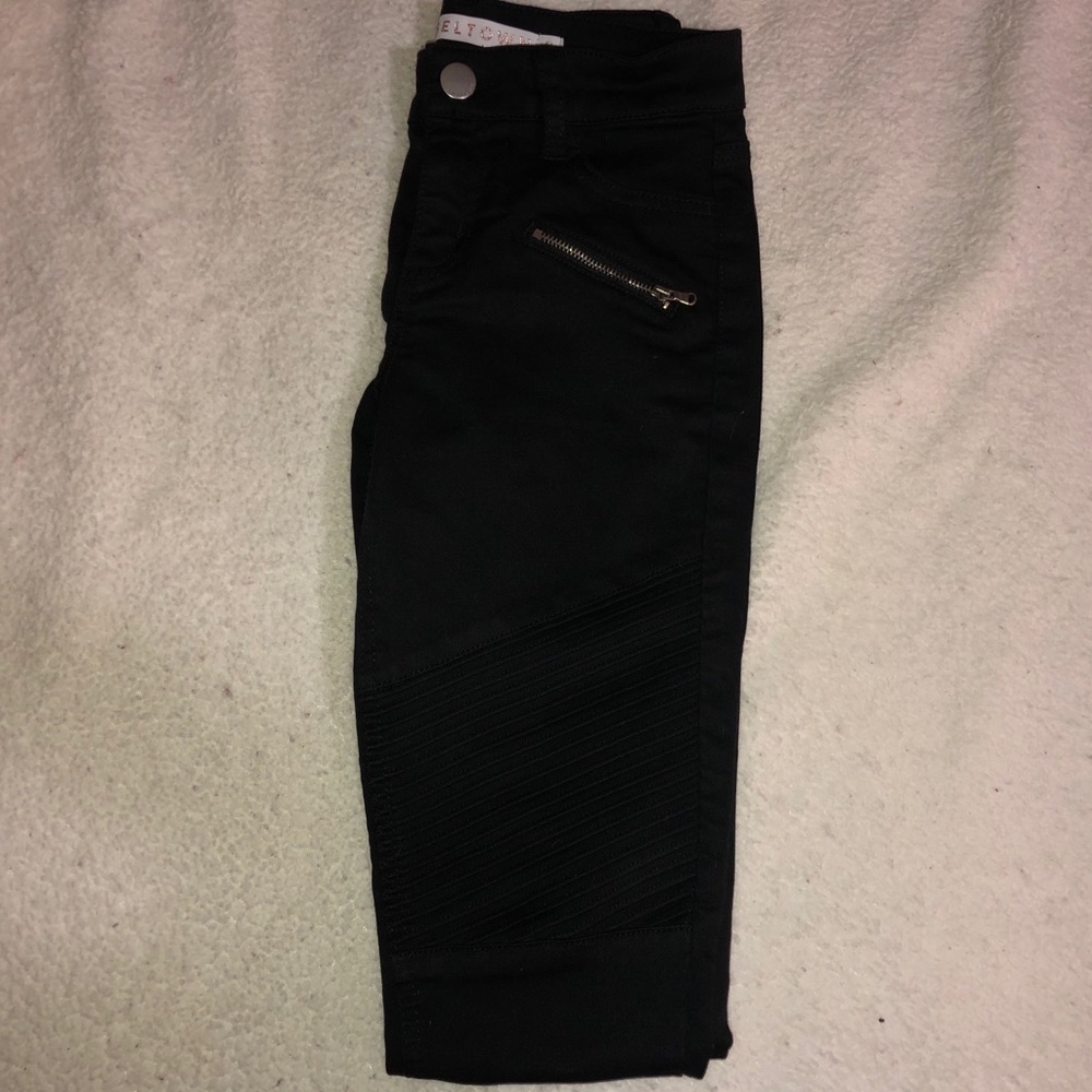 Women’s Black Jeans